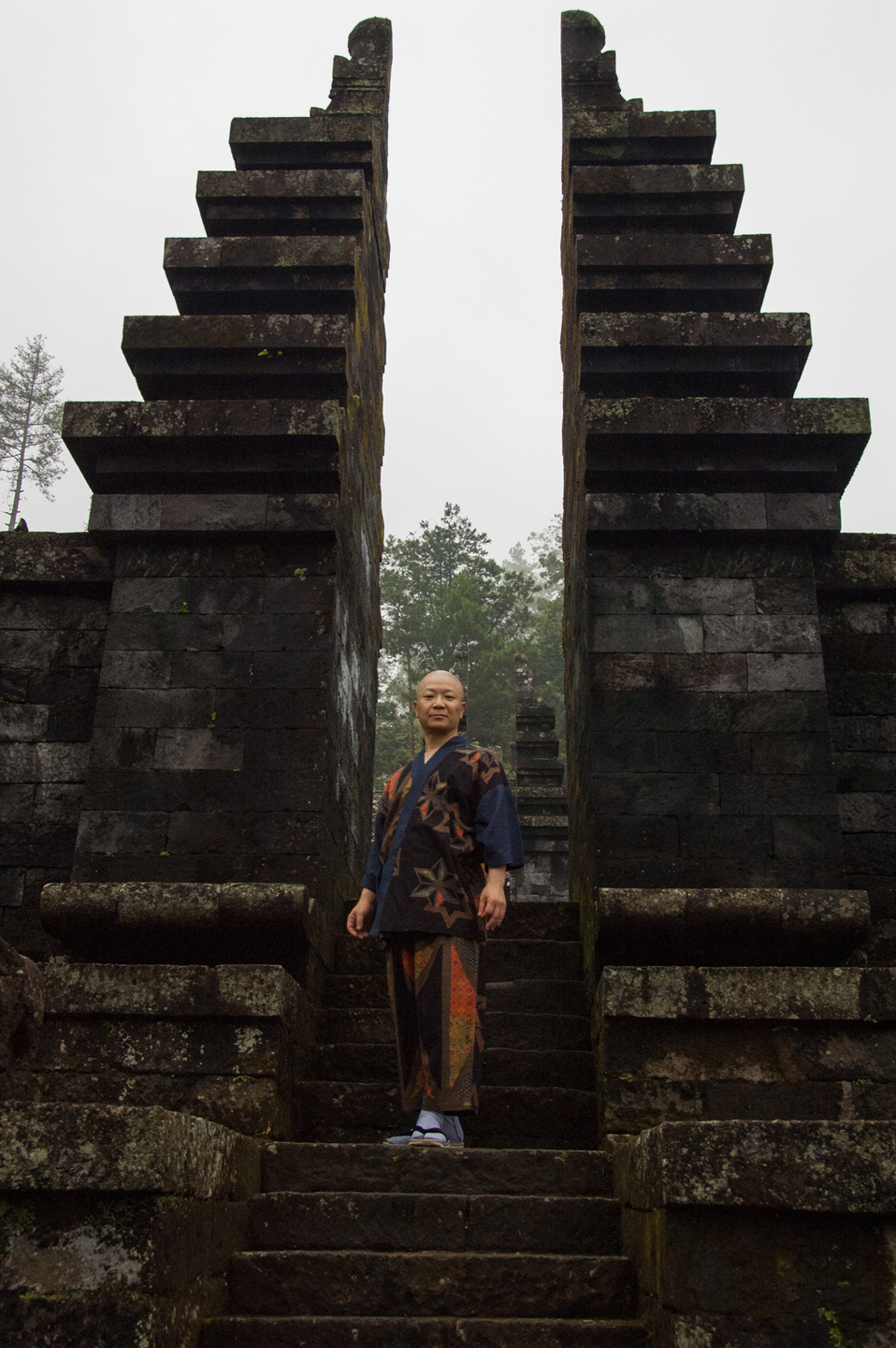 ムンドッ寺院